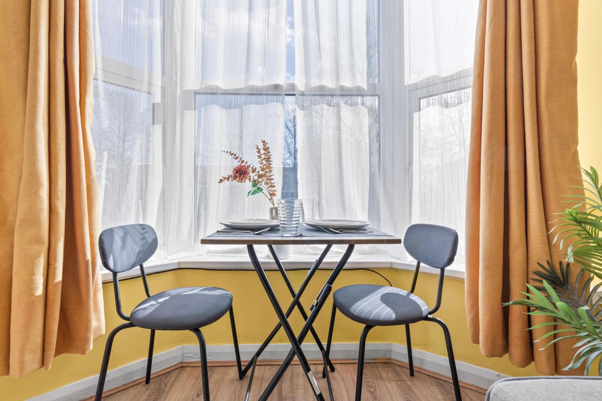 Apartment Cosy Entire Flat 5 Min From Citycentre Sleeps 4 Birmingham